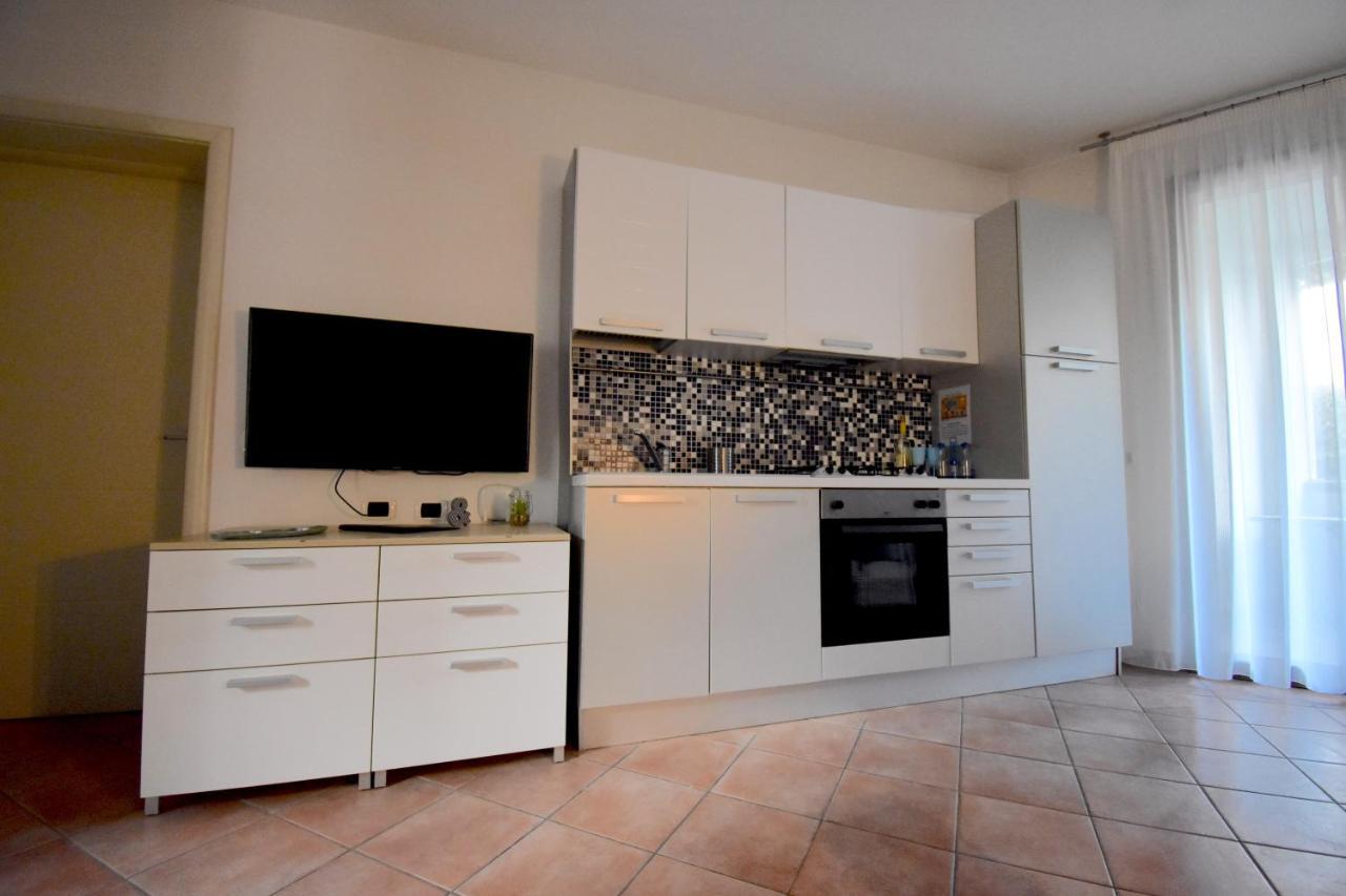 Residence Il Cardellino San Vincenzo Buitenkant foto